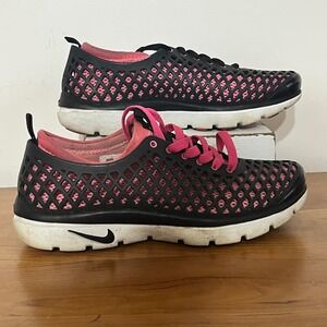 Nike Air Rejuven8 Womens 7.5 Black Pink Cage Mesh Sneakers 318921-601